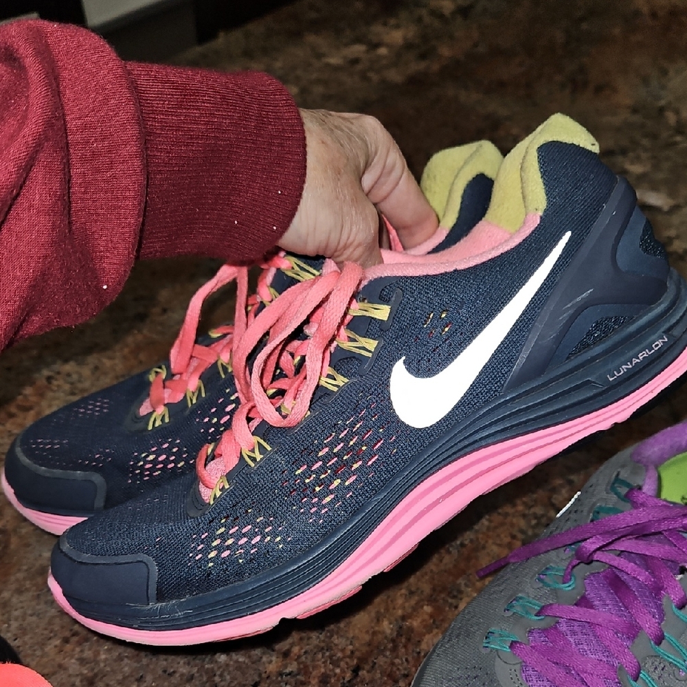 Nike Womens Sneaker 4 Pair Size 9 Nike Zoom Nike 5.0 Nike Lunarlon - Picture 6 of 14